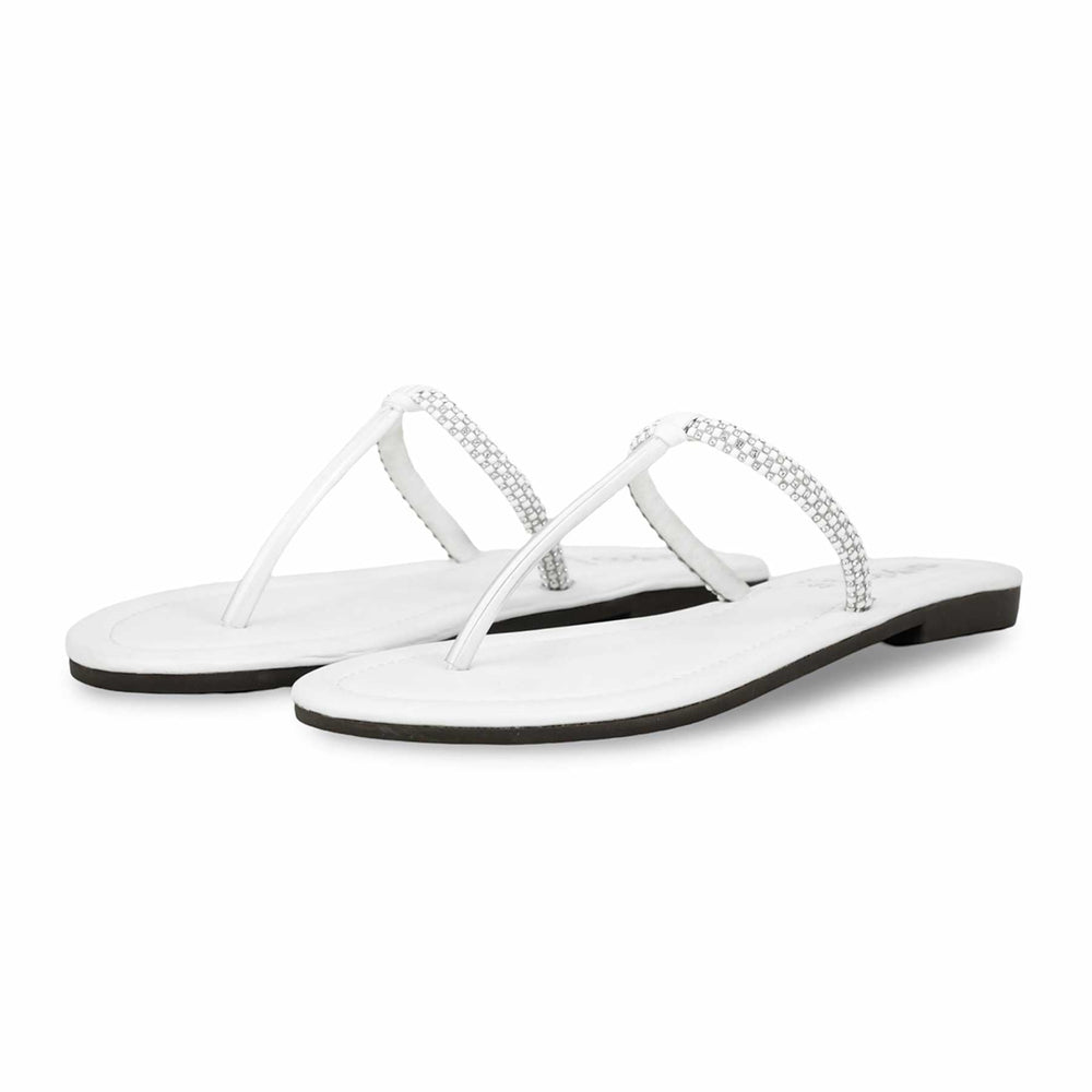 White Casual Chappal CL1891