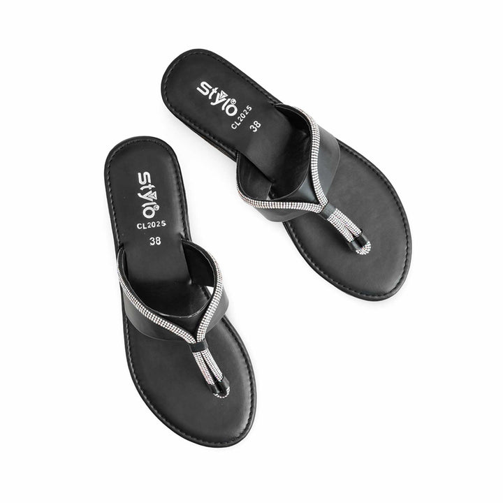 Black Casual Chappal CL2025