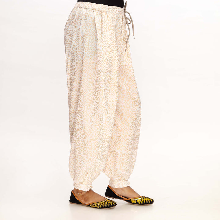 Golden Striaght Fit Chikan Embellsihed Trouser PS4585