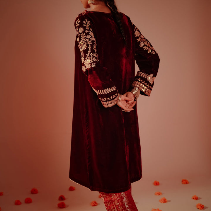 2PC- Embroidered Velvet Shirt With Jamawar Trouser PW4199