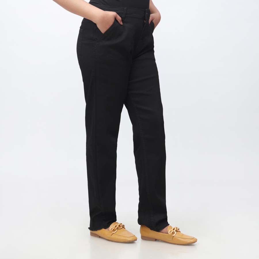 Black Regular Fit Denim Pant PW3682